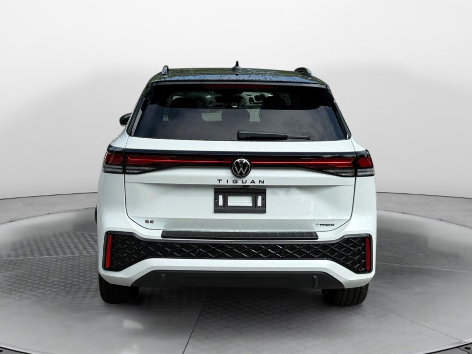 2026 Volkswagen Tiguan SE R-Line Black
