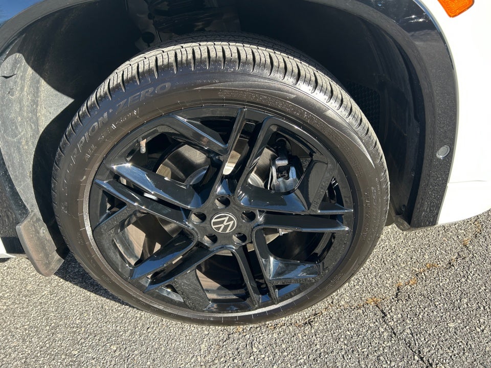 2025 Volkswagen Tiguan 2.0T SE R-Line Black