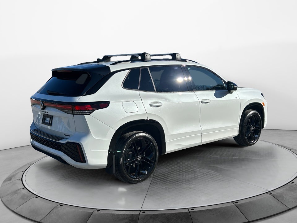 2025 Volkswagen Tiguan 2.0T SE R-Line Black