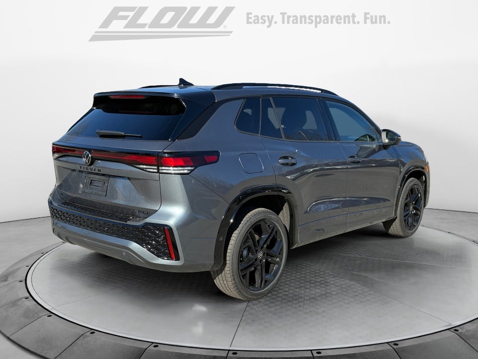 2026 Volkswagen Tiguan SE R-Line Black