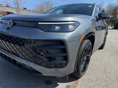 2026 Volkswagen Tiguan SE R-Line Black