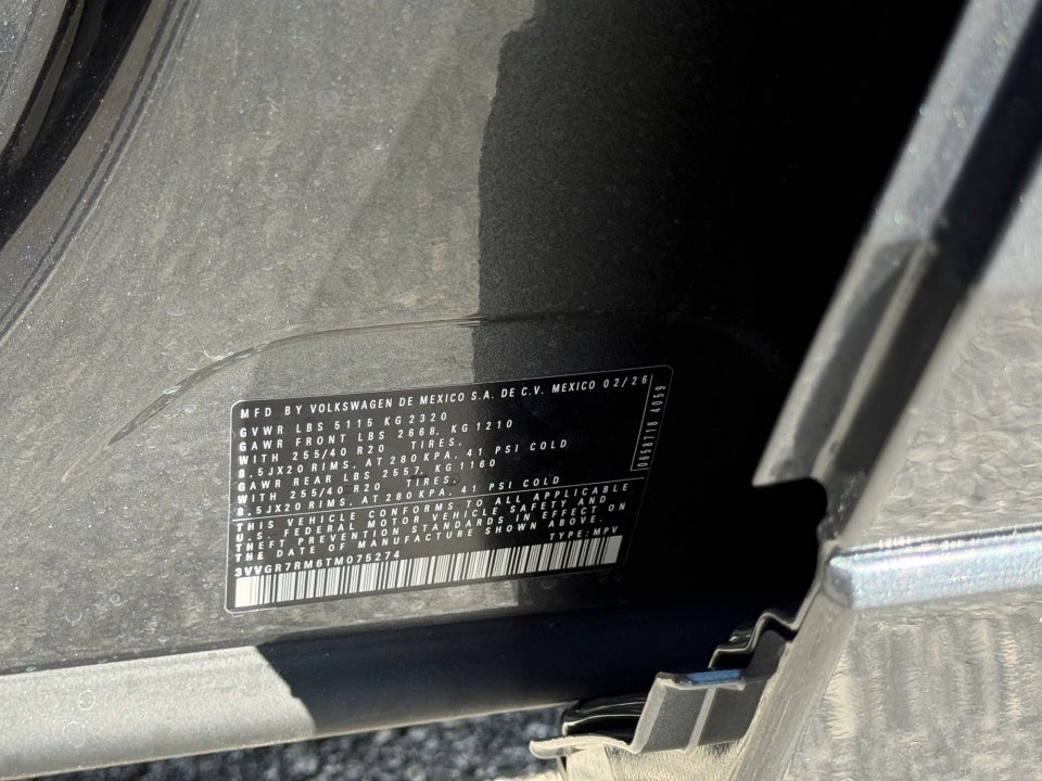 2026 Volkswagen Tiguan SE R-Line Black