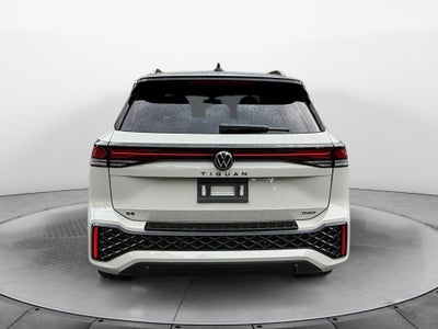 2026 Volkswagen Tiguan SE R-Line Black