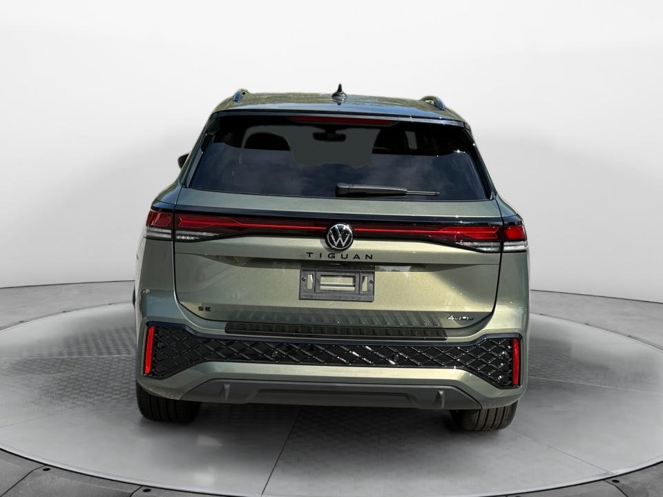 2026 Volkswagen Tiguan SE R-Line Black