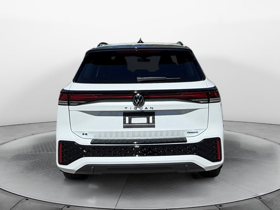 2026 Volkswagen Tiguan SE R-Line Black