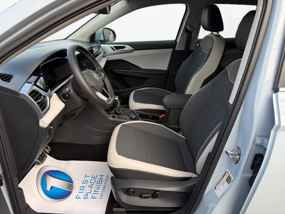 2026 Volkswagen Taos SE