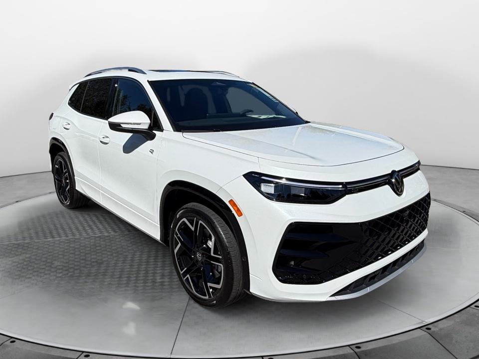 2026 Volkswagen Tiguan SEL R-Line Turbo