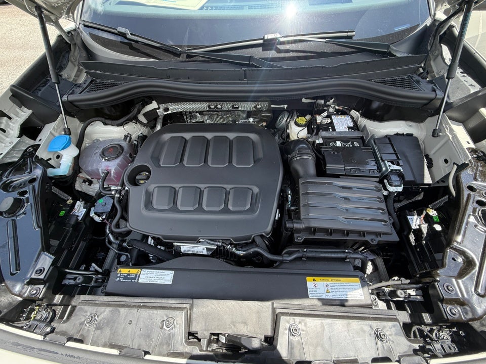 2026 Volkswagen Tiguan SEL R-Line Turbo