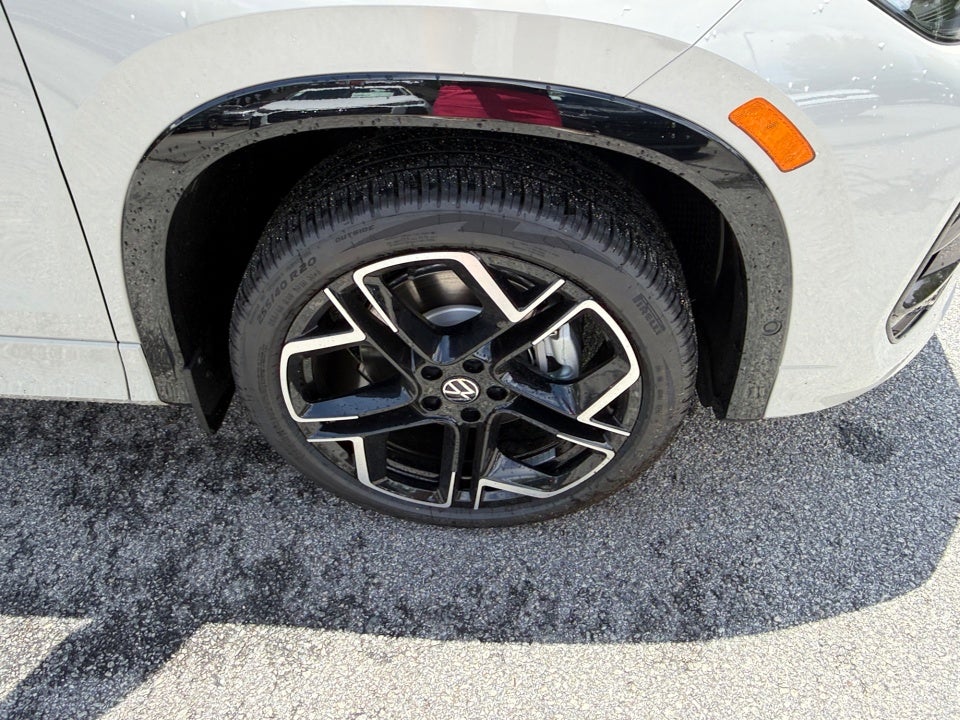 2026 Volkswagen Tiguan SEL R-Line Turbo