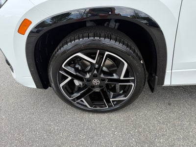 2026 Volkswagen Tiguan SEL R-Line Turbo