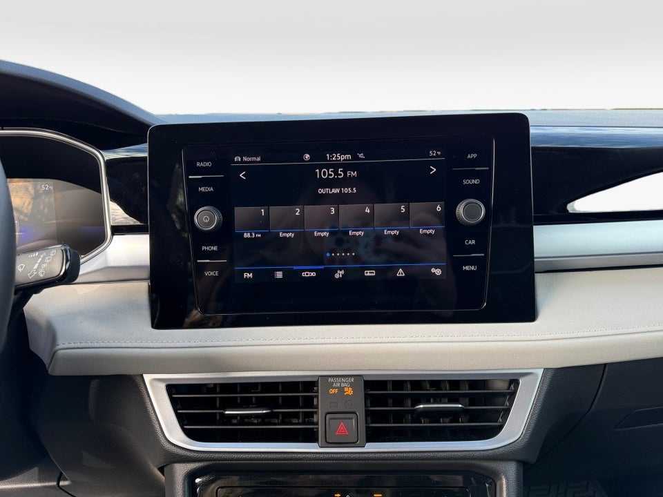 2026 Volkswagen Taos SE