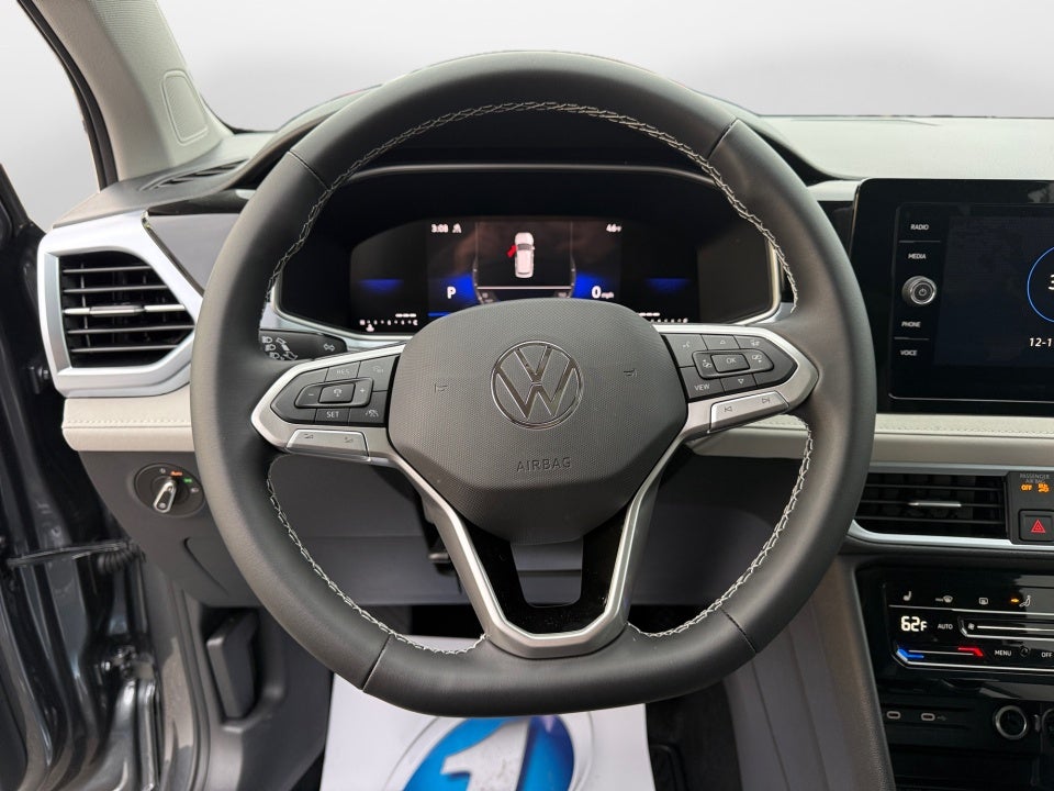 2026 Volkswagen Taos SE