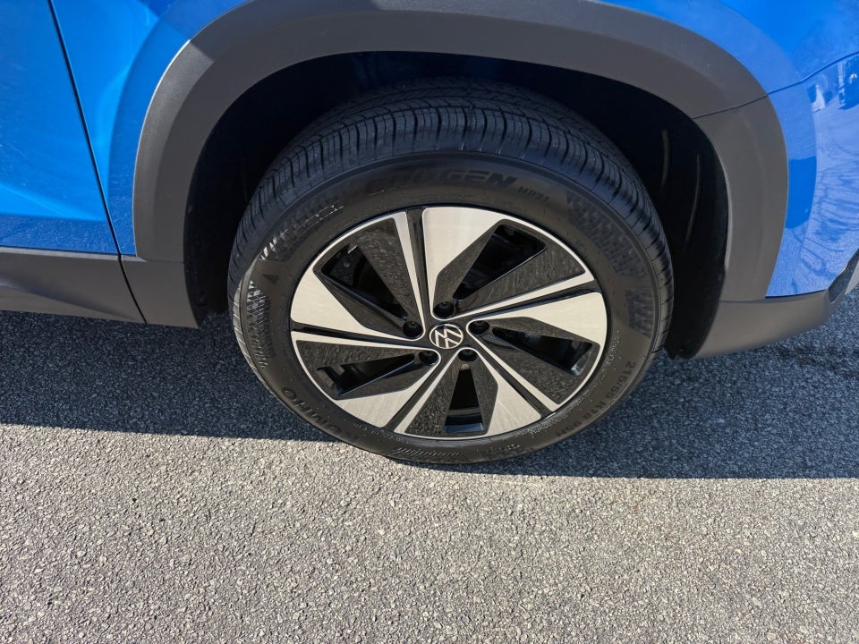 2026 Volkswagen Taos SE