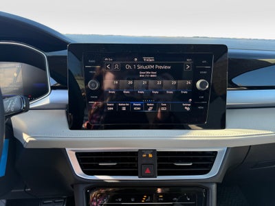 2026 Volkswagen Taos SE