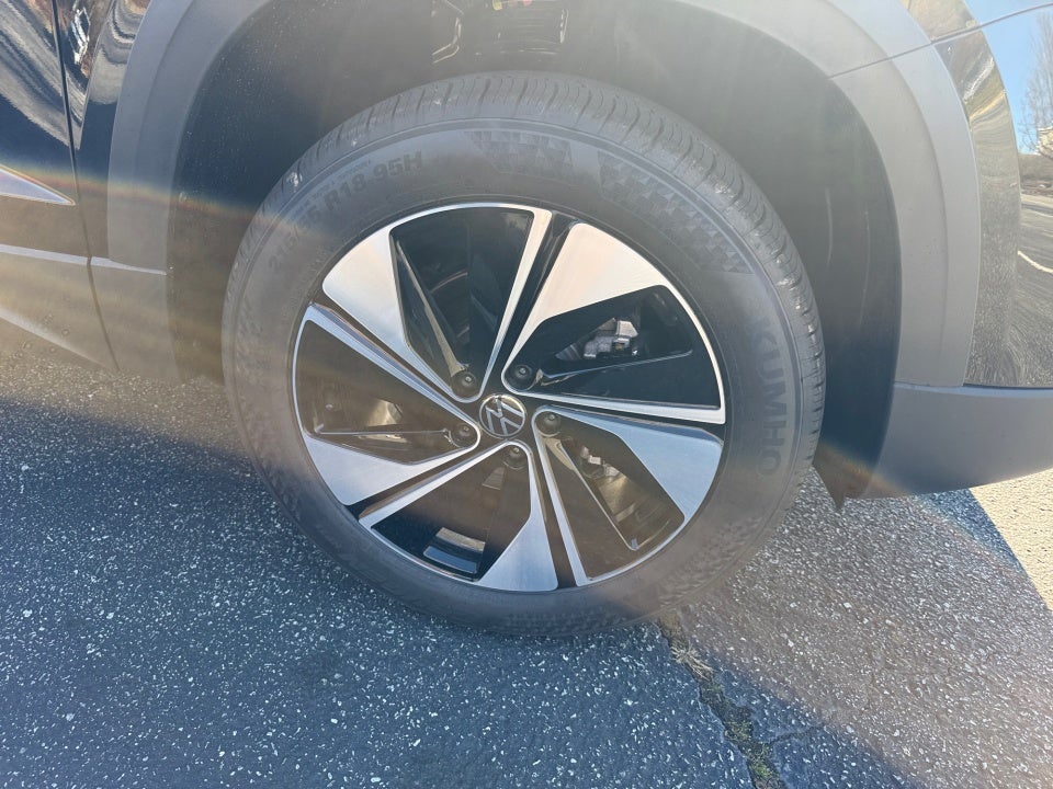 2026 Volkswagen Taos SE