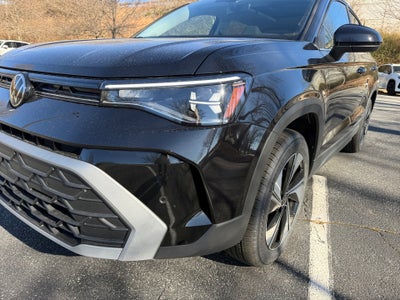 2026 Volkswagen Taos SE