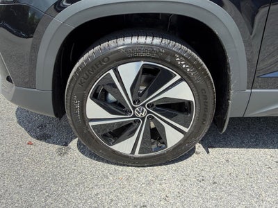 2026 Volkswagen Taos SE