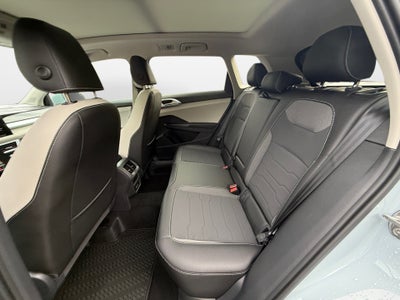 2027 Volkswagen Taos SE