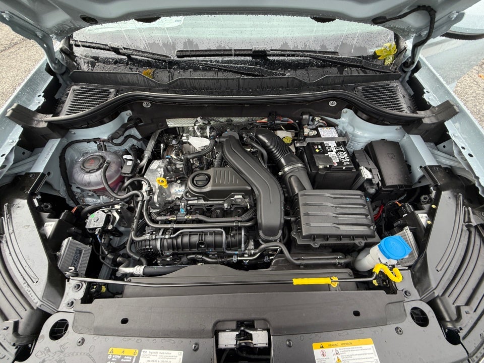 2027 Volkswagen Taos SE
