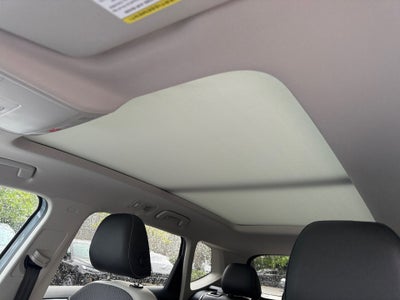 2027 Volkswagen Taos SE