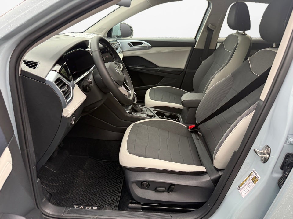 2027 Volkswagen Taos SE