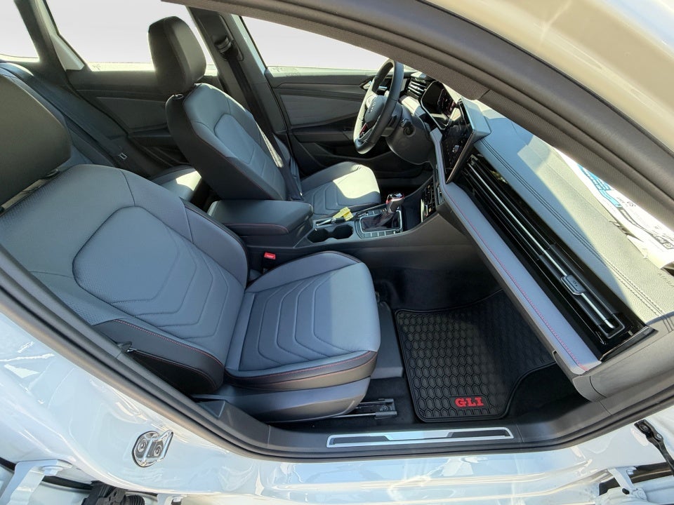2027 Volkswagen Jetta GLI Autobahn