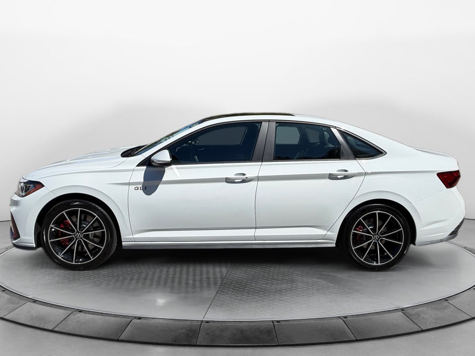 2027 Volkswagen Jetta GLI Autobahn