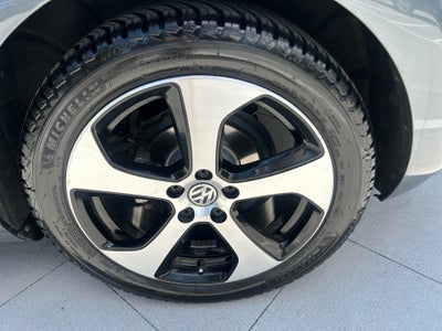 2016 Volkswagen Beetle Convertible 1.8T SE