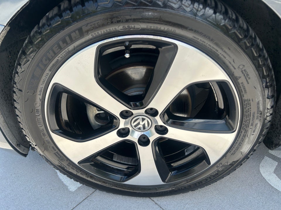 2016 Volkswagen Beetle Convertible 1.8T SE