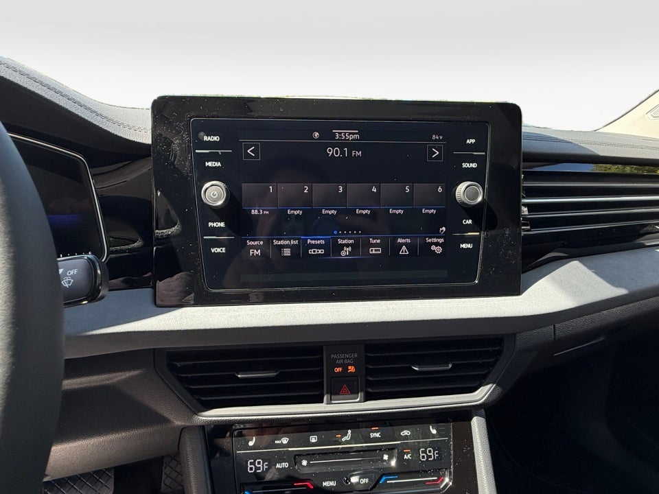 2027 Volkswagen Jetta SE