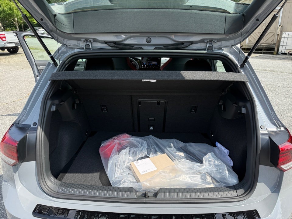 2025 Volkswagen Golf GTI 2.0T SE