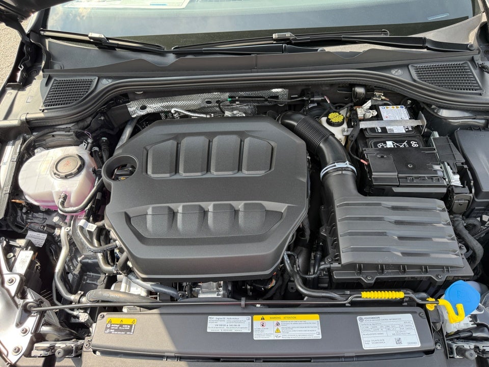 2025 Volkswagen Golf GTI 2.0T SE