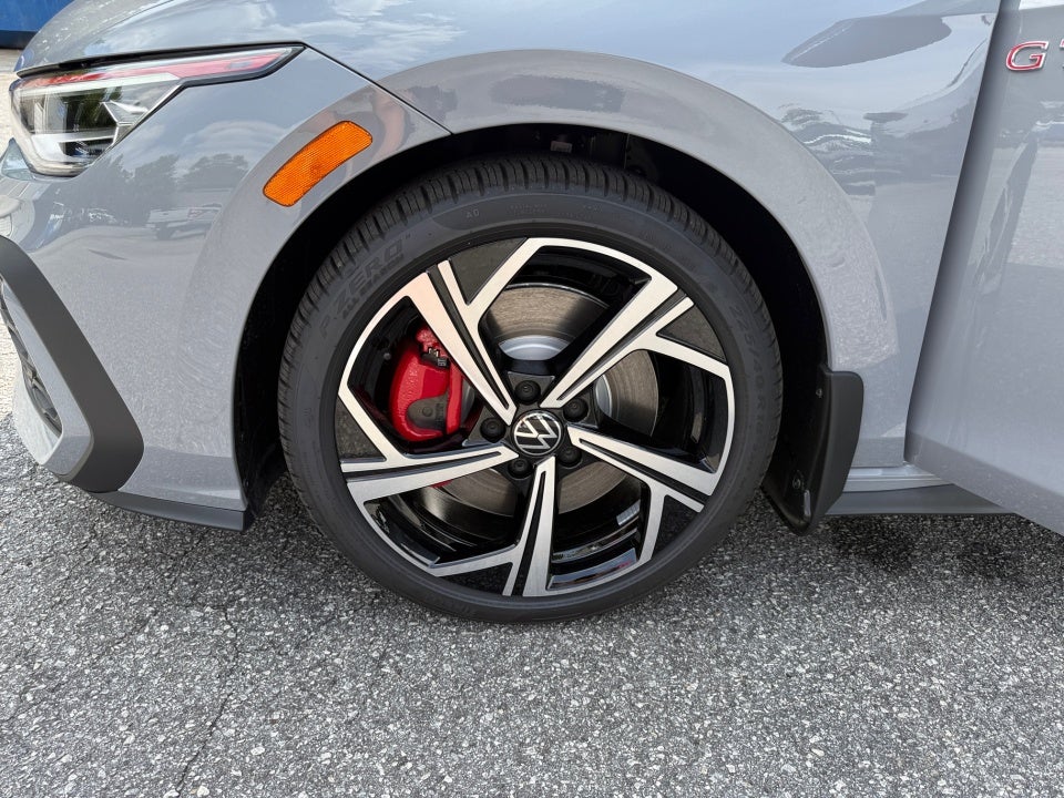 2025 Volkswagen Golf GTI 2.0T SE