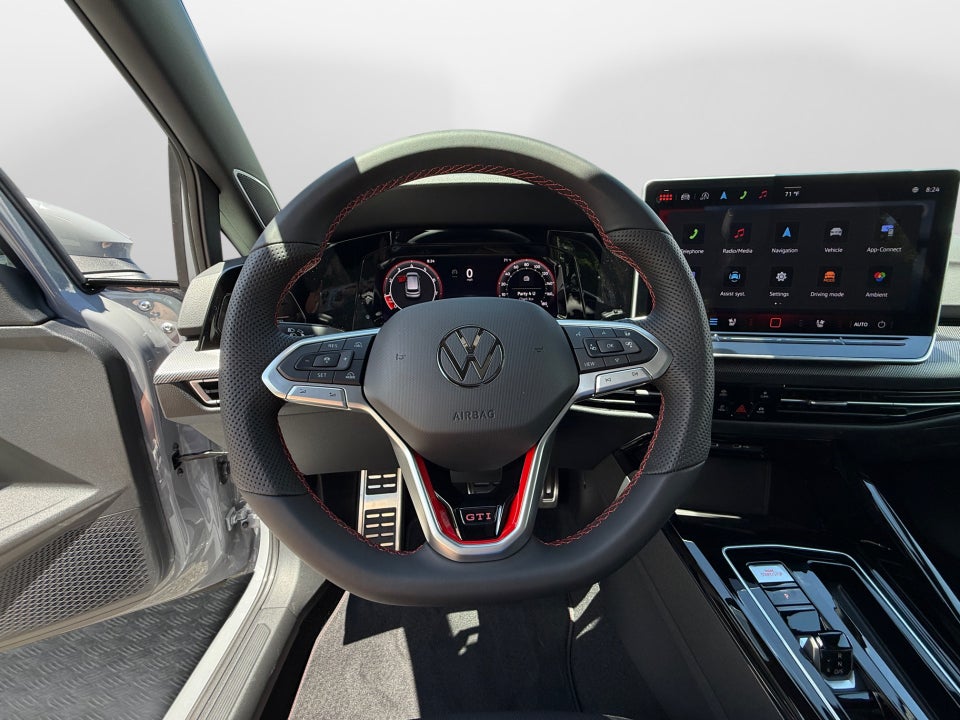 2025 Volkswagen Golf GTI 2.0T SE