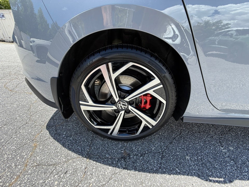 2025 Volkswagen Golf GTI 2.0T SE