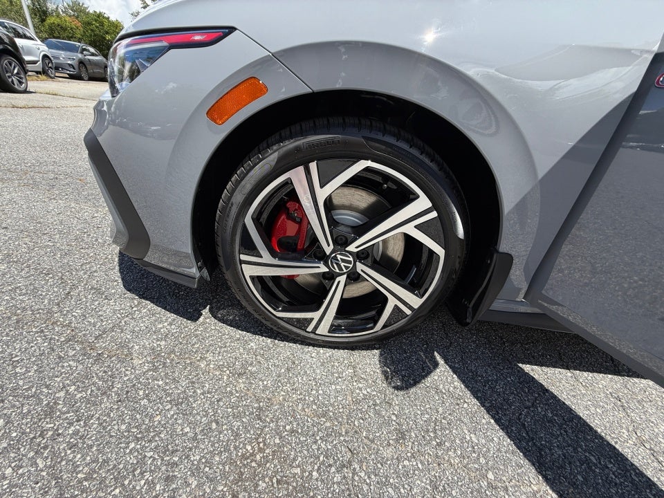 2025 Volkswagen Golf GTI 2.0T SE