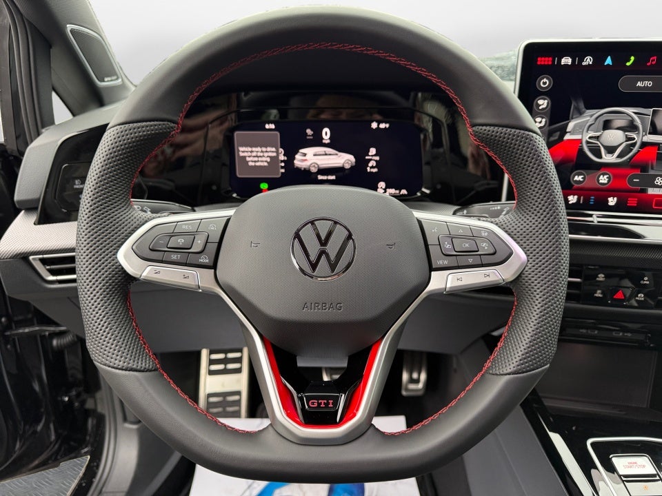 2026 Volkswagen Golf GTI SE