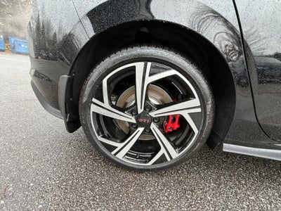 2026 Volkswagen Golf GTI SE