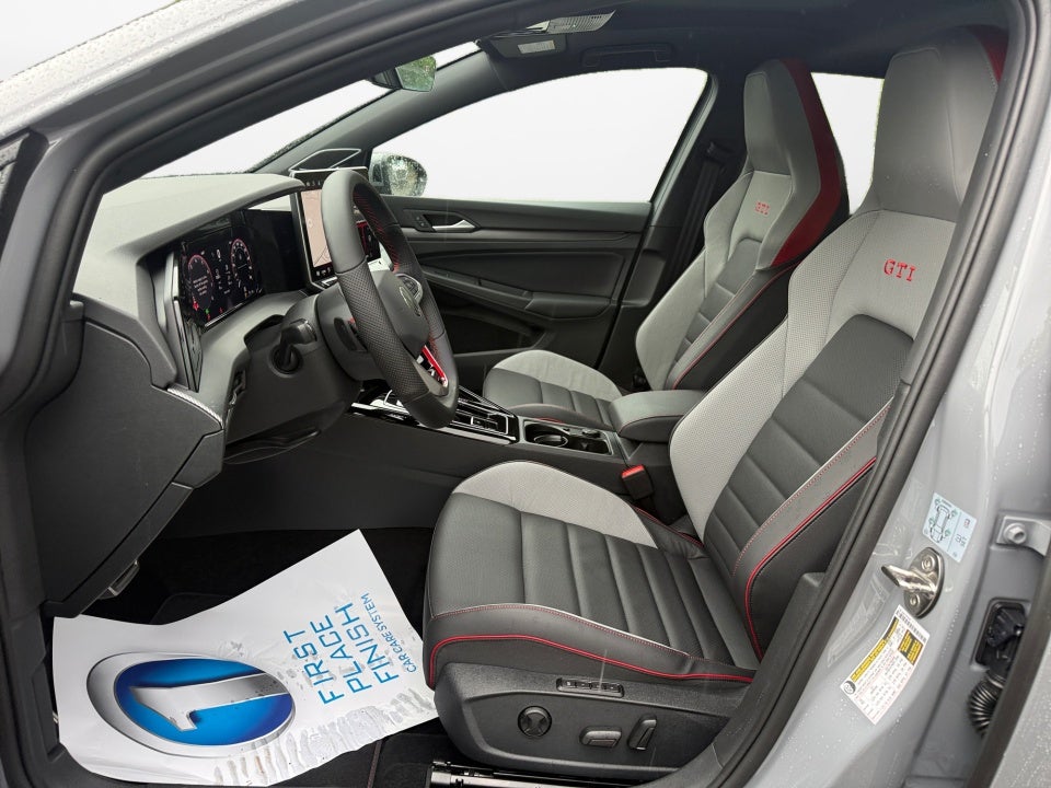2026 Volkswagen Golf GTI SE