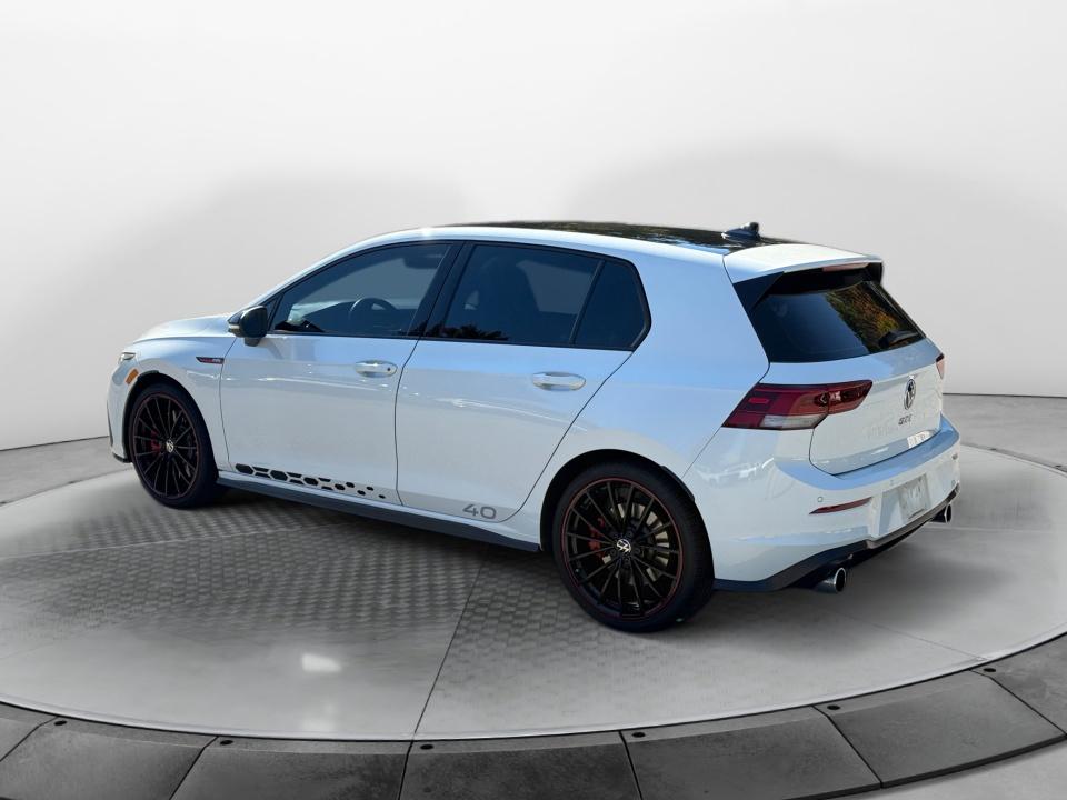 2023 Volkswagen Golf GTI 40th Anniversary Edition
