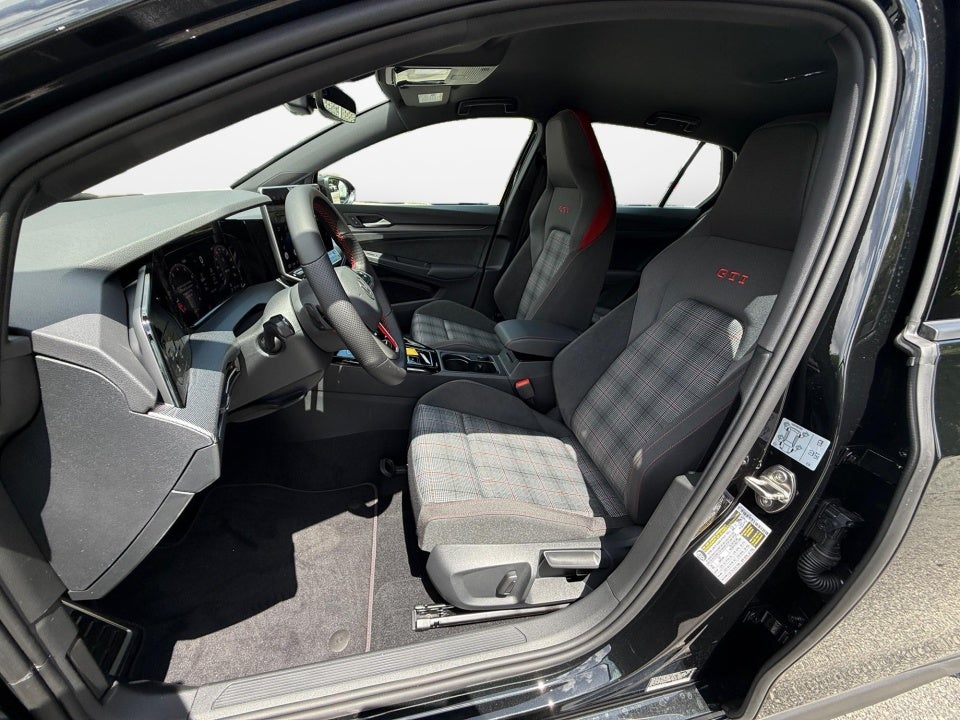 2026 Volkswagen Golf GTI S
