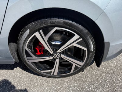 2025 Volkswagen Golf GTI 2.0T SE