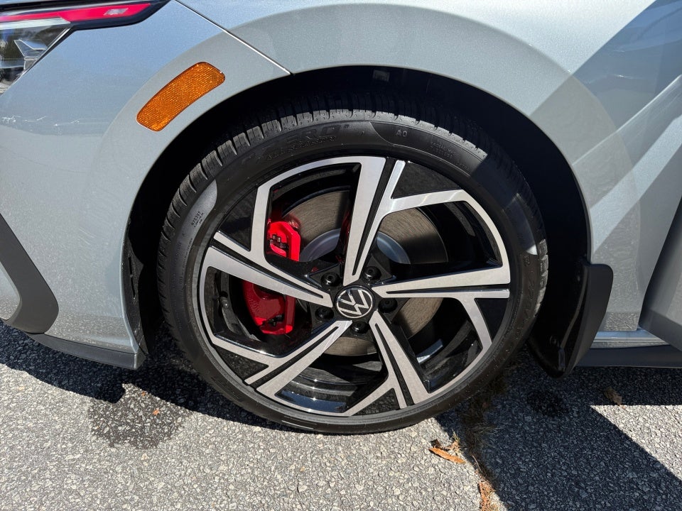 2025 Volkswagen Golf GTI 2.0T SE