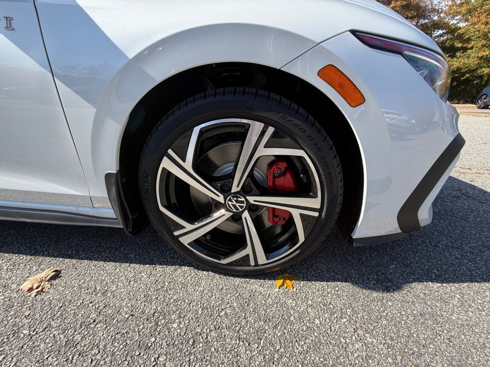 2026 Volkswagen Golf GTI SE