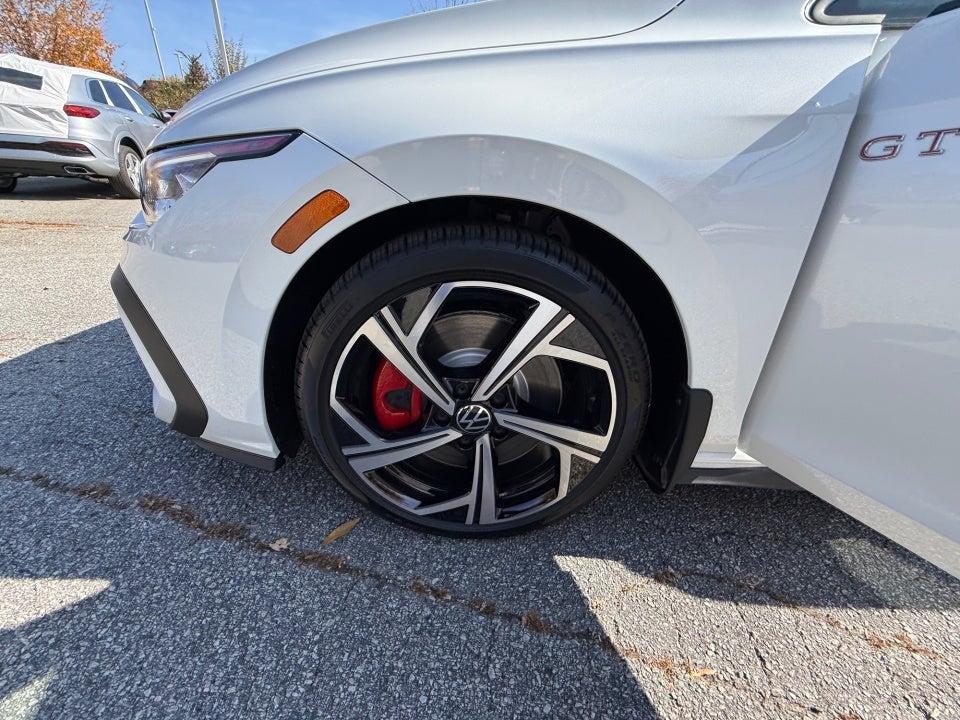 2026 Volkswagen Golf GTI SE