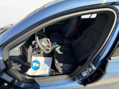 2026 Volkswagen Golf GTI SE