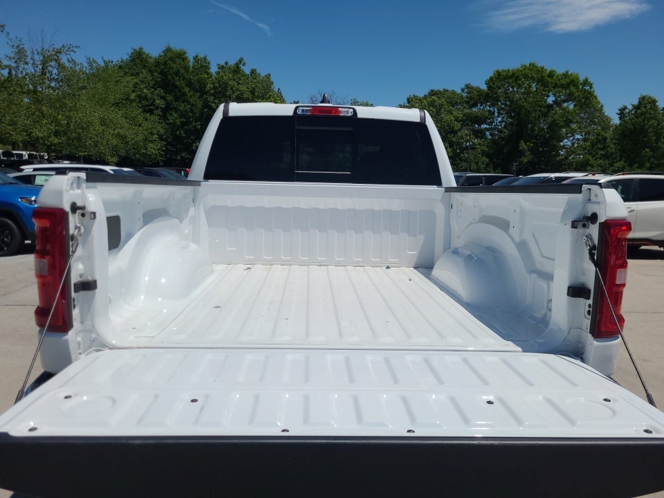2025 RAM 1500 Big Horn Crew Cab 4x4 5'7' Box