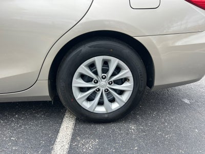 2017 Toyota Camry LE
