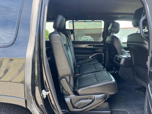 2023 Jeep Wagoneer Series II Carbide