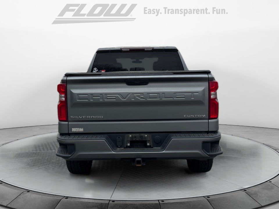 2020 Chevrolet Silverado 4WD Crew Cab Short Bed Custom